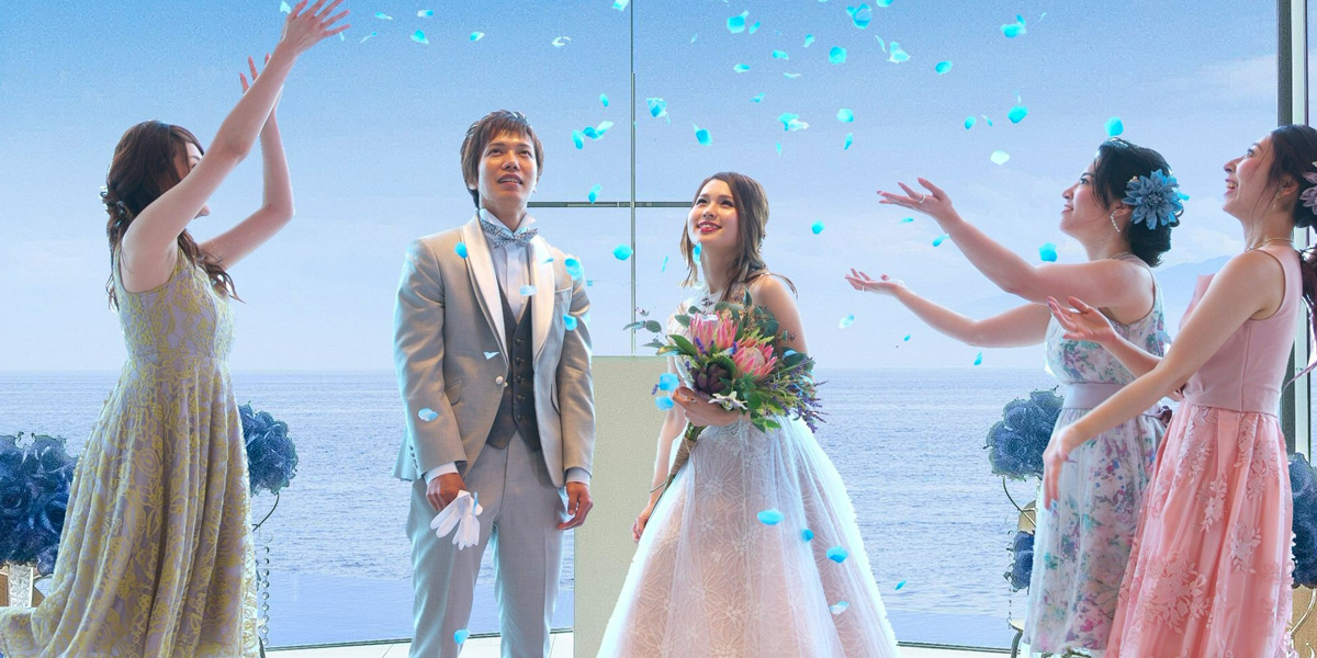 【50名様プラン】青い海と空を眺めるリゾート空間で家族や親しい人たちで叶える結婚式応援プラン